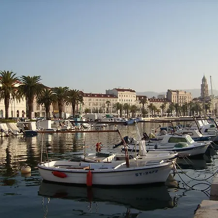 康福特伯公寓酒店 斯普利特